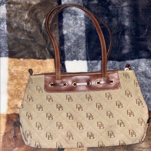 Dooney & Bourke Inc.
